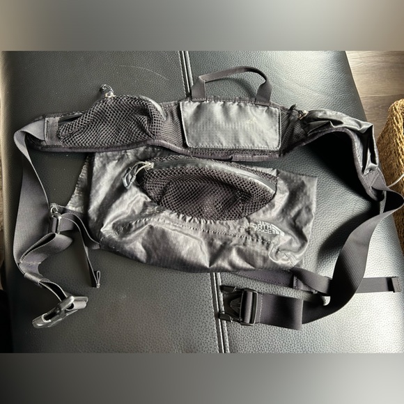 The north face waist bag - Picture 3 of 10